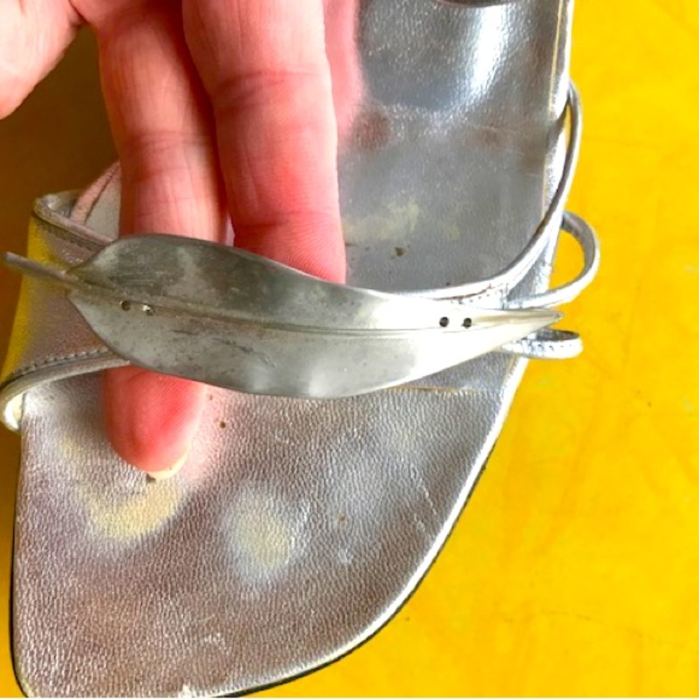 Vintage Calvin Klein silver open-toe evening shoes with pretty leaf pattern